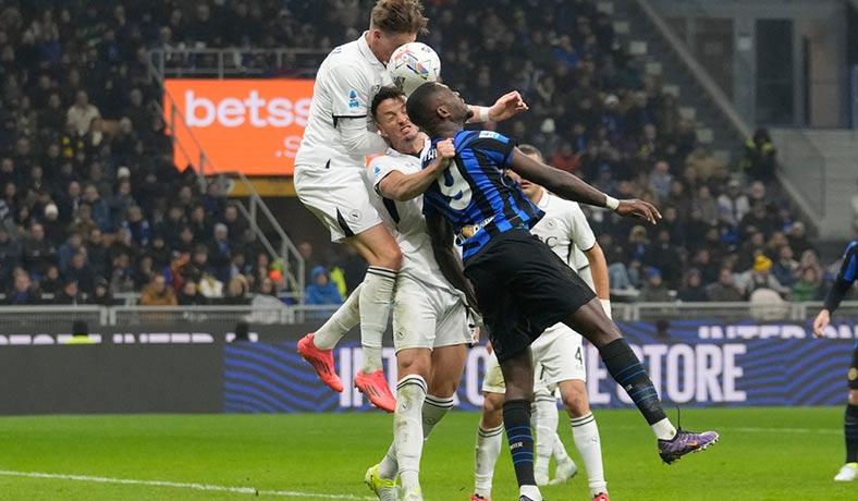 Marcus Thuram del Inter en partido contra Napoli