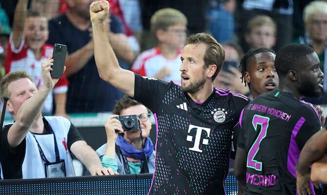 Harry Kane celebra un gol del Bayern Munich ante el Gladbach