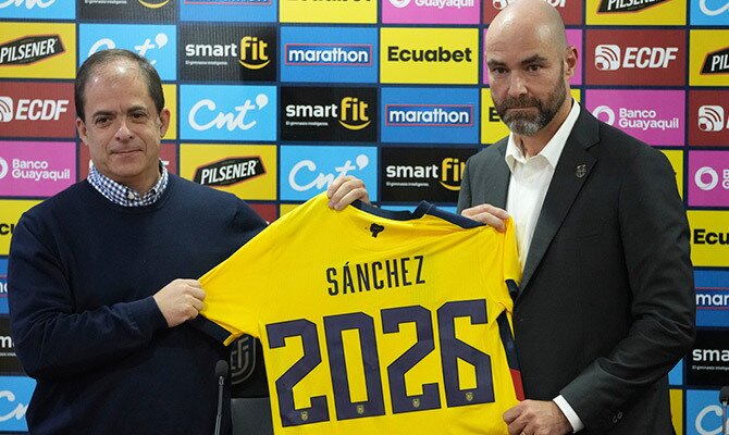 Félix Sanchez presentado como nuevo seleccionador de Ecuador hasta 2026