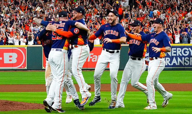 Los Houston Astros celebran la conquista de la Serie Mundial 2022