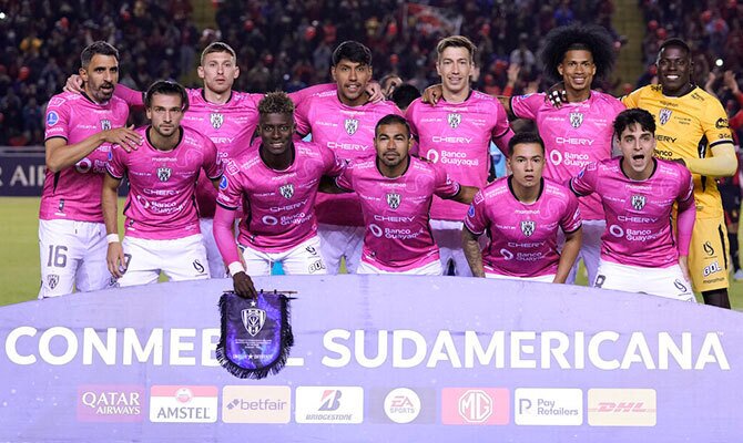 La formacion de Independiente del Valle en semifinales de la Sudamericana 2022