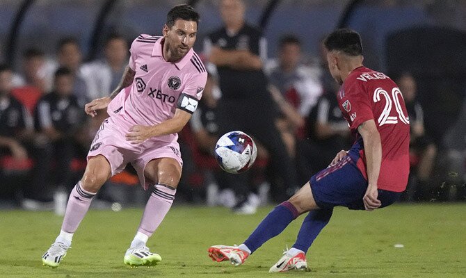 Lionel Messi en partido del Inter Miami ante Dallas por Leagues Cup