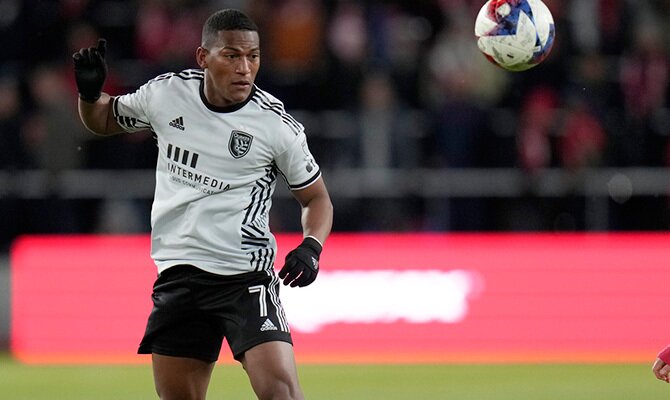 Carlos Gruezo en partido de San Jose Earthquakes en la MLS 2023