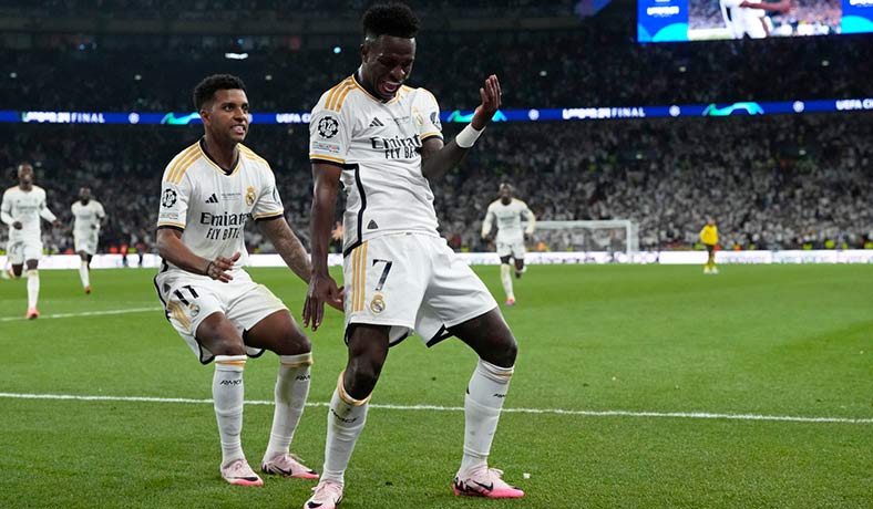 Vinicius Junior celebra un gol en la final de la Champions