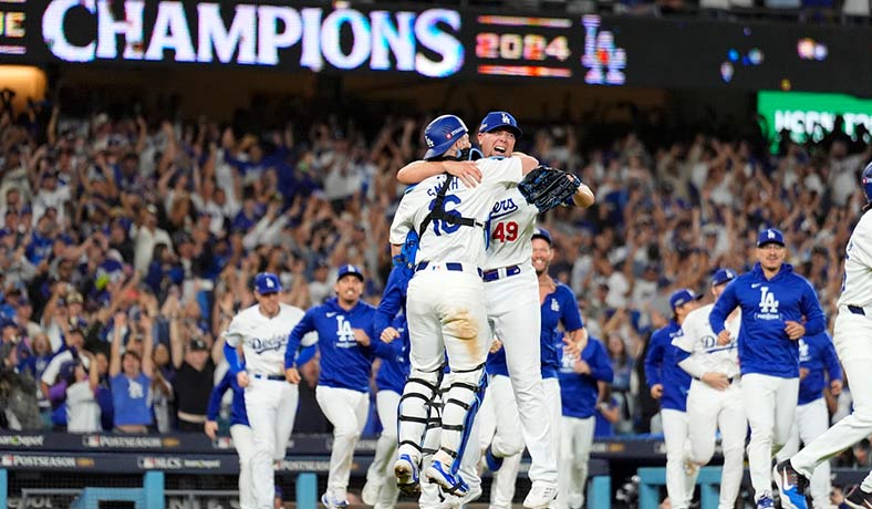 Will Smith encabeza el festejo de los Dodgers tras ganar la Liga Nacional