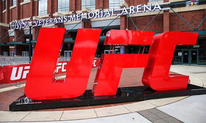 La UFC traslada sus combates a Singapur para otra velada de nivel