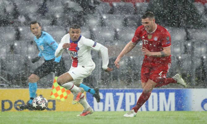 Mbappé, en la imagen, es uno de los jugadores a seguir en las cuotas del PSG vs Bayern Munich